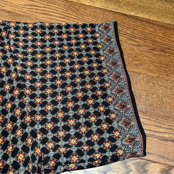 Max Studio Black and Orange Patterned Kimono Top - Picture 4 of 9